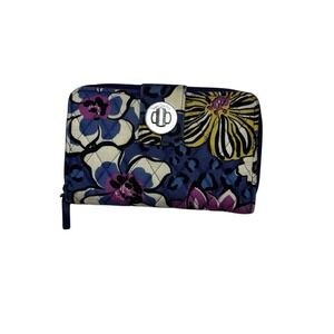 Vera Bradley Women's Cotton Zipper Inner Pocket Turnlock Purple Wristlet Wallet